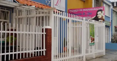 DE CLAUSS PELUQUERIA & SA BOGOTÁ DE CLAUSS PELUQUERIA & SA BOGOTÁ